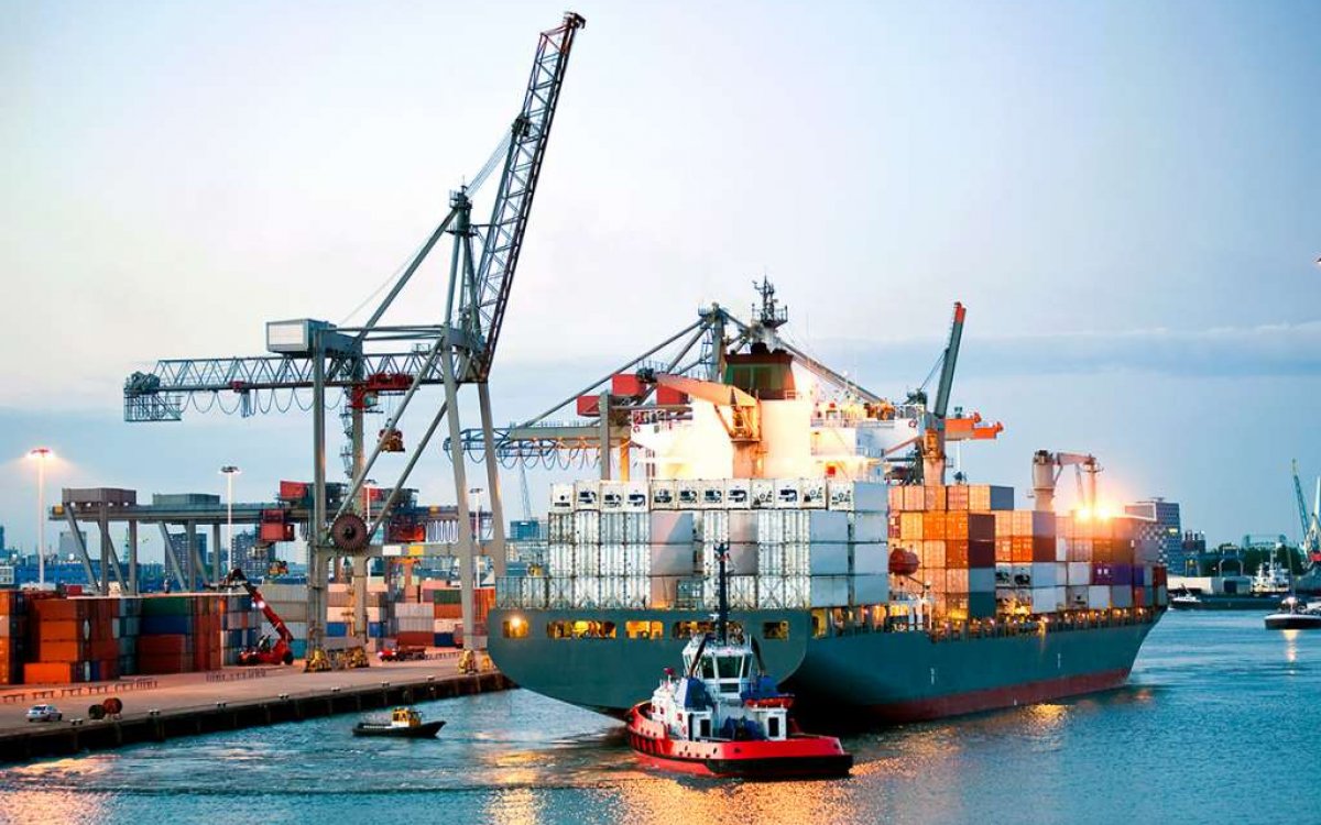 Types of maritime freight transport