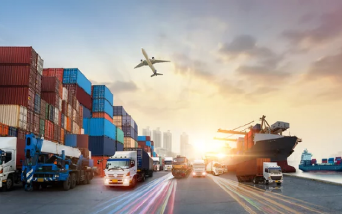 Comprendre les services d'expédition de fret : tout ce que vous devez savoir