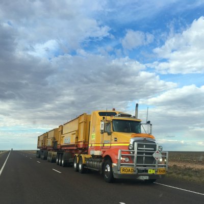 Unloading Canadian machinery from a 20dry to a conventional transport